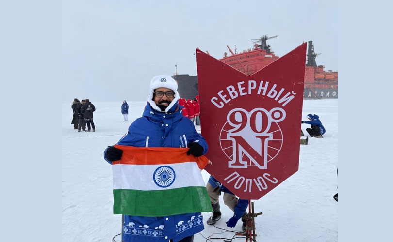 90° ഉത്തരധ്രുവത്തിലെത്തിയ ആദ്യ കേരളീയനായി കുസാറ്റ് പ്രൊഫ. ഡോ. എസ്. ബിജോയ് 